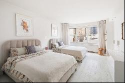 150 East 61st Street, Unit 7E