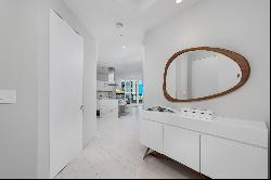 100 S Pointe Dr, #1409, Miami Beach, FL