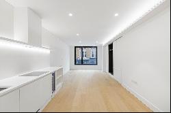 Two-bedroom apartment in exclusive Fitzrovia with excellent amenities