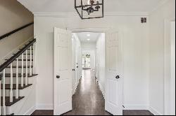 Stylish Townhome in a Prime North Buckhead Location