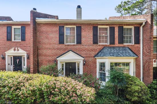 Stylish Townhome in a Prime North Buckhead Location