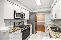 Beautifully Updated Condo in Sandy Springs