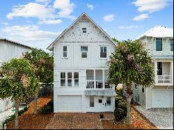 Renovated Florida Cottage Steps From Beach And Gulf Place