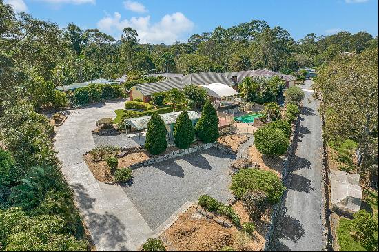 31 Drapers Road, Eatons Hill, AUSTRALIA