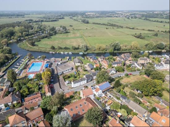 Cliff Cottages, Puddingmoor, Beccles