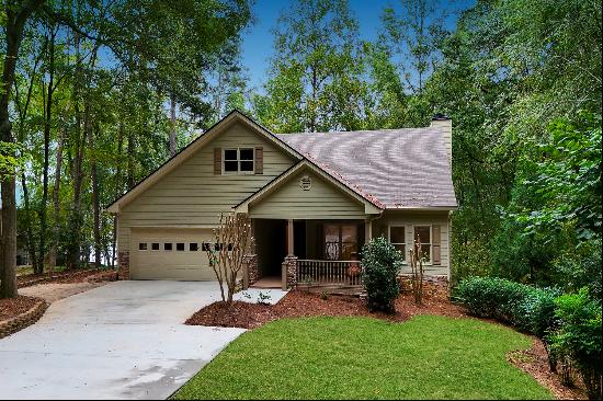 Exceptional Lakefront Home in The Woods of Lake Oconee