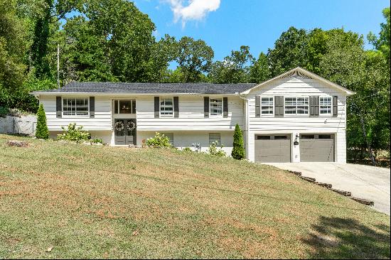 6566 Lynn Circle, Leeds, AL 35094