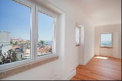 Flat, 3 bedrooms, for Sale