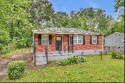 Adorable Bungalow in Collier Heights