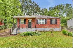 Adorable Bungalow in Collier Heights