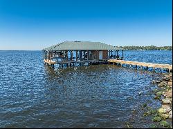 Custom Designed Waterfront Residence With Spectacular Views of Lake Palestine