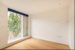 Copse Way, Cambridge, Cambridgeshire, CB2 8BJ