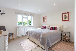 Cotswold Park, Woodmancote, Cirencester, Gloucestershire, GL7 7EL