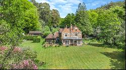 Camp Hill, Farnham, Surrey, GU10 1RJ