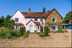 Hemp Lane, Wigginton, Tring, Hertfordshire, HP23 6HF