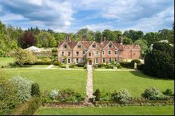 Woodcote Manor, Alresford, Hampshire, SO24 0LL