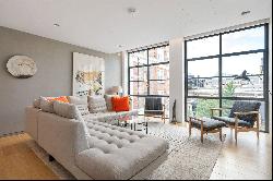 Bartholomew Close, London, EC1A 7BD