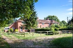 Warren Farm, Crawley Road, Winchester, Hampshire, SO21 2PW