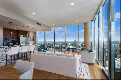 Skyline Elegance: Junior Penthouse with Breathtaking Views