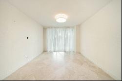 445 Grand Bay Drive, #605, Key Biscayne, FL