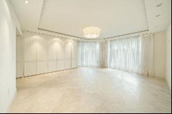 445 Grand Bay Drive, #605, Key Biscayne, FL