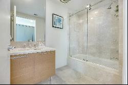 17001 Collins Ave, #2401, Sunny Isles Beach, FL