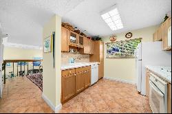 205 E Enid Drive, #32, Key Biscayne, FL