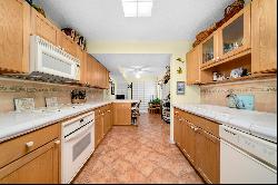 205 E Enid Drive, #32, Key Biscayne, FL