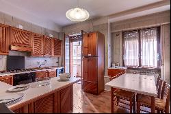 Apartment for sale in Roma (Italy)