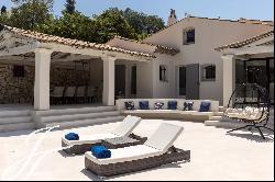 Beautiful villa with swimming pool and tennis court for rent in Mougins