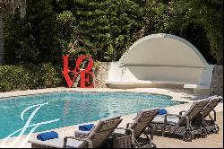 Beautiful villa with swimming pool and tennis court for rent in Mougins