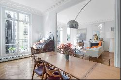 Paris 16th District - A superb family apartment