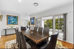 Majestic Family Sanctuary in Central of Pymble