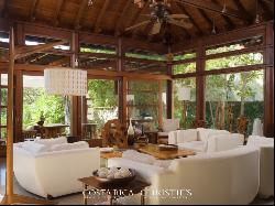 Villa Serena – Oceanfront Luxury Villa