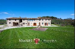 RUSTIC RESTORED FARMHOUSE WITH OLIVE GROVE FOR SALE IN UMBRIA