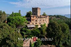 LUXURY RESTORED CASTLE FOR SALE IN UMBRIA