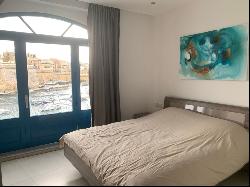 Kalkara Penthouse