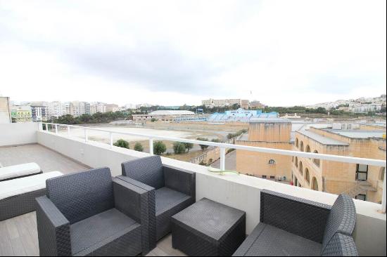 Gzira Penthouse