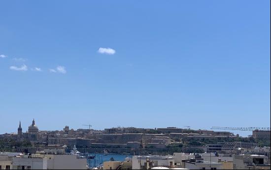 Gzira Penthouse