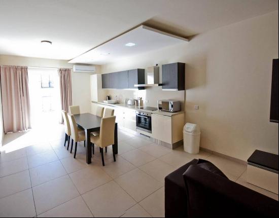 Sliema Apartment