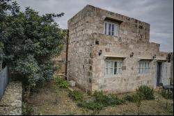 Qormi Farmhouse