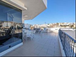 Gzira Penthouse