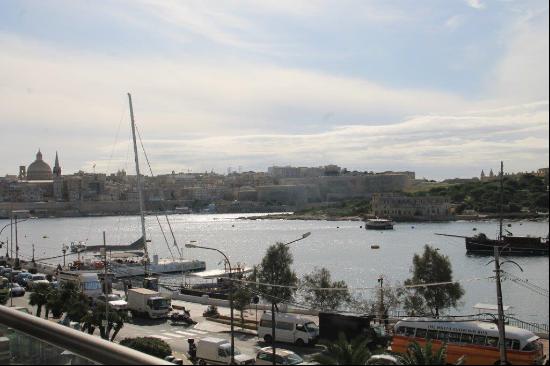 Sliema Apartment