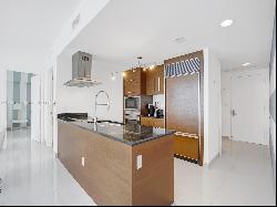 495 Brickell Ave 2504