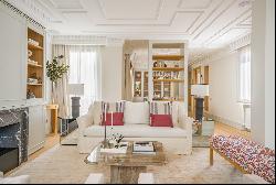 Penthouse for sale in Recoletos, Madrid