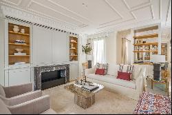 Penthouse for sale in Recoletos, Madrid