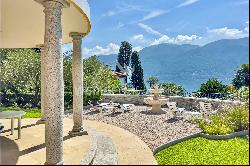 Magnificent luxury villa for sale in top location with garden & outdoor pool in Ascona