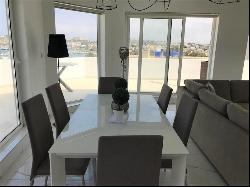 Gzira Penthouse