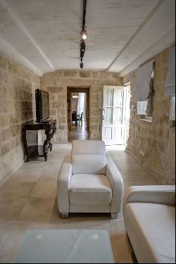 Qormi Farmhouse