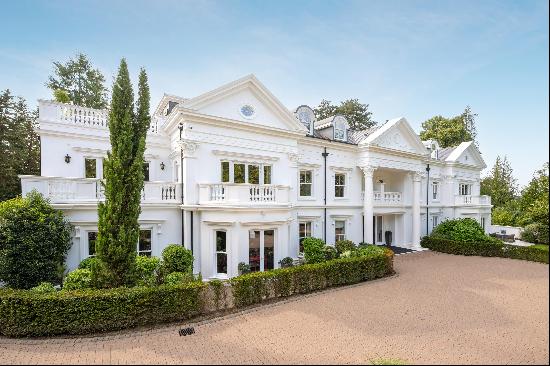 The most spectacular penthouse apartment in Sunningdale.